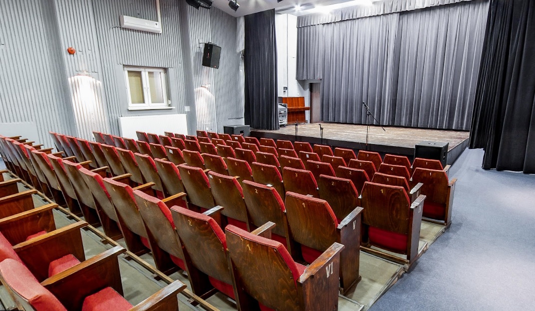 GCKSiT O.K. w Gołkowicach piętro - sala widowiskowa
